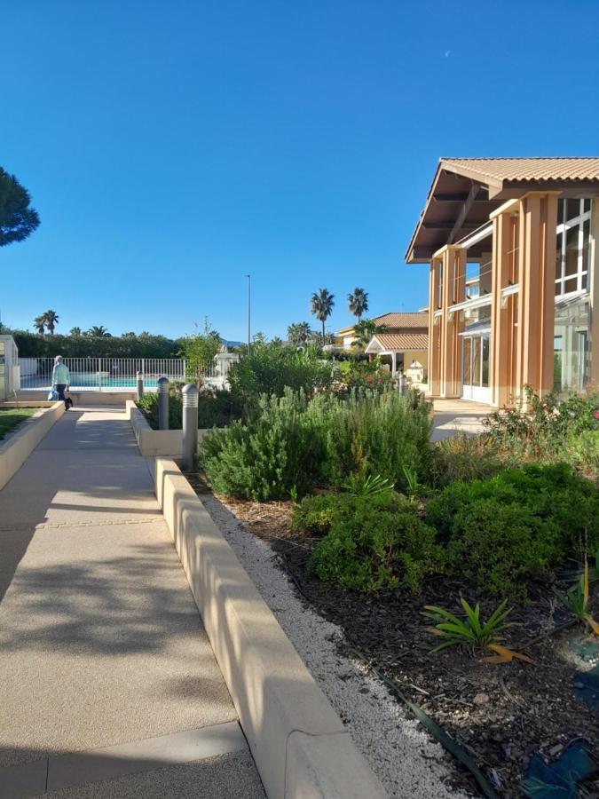 Port Frejus Thalasso Base Nature Apartment Exterior foto